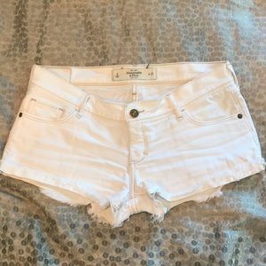 Abercrombie and Fitch white denim short shorts
